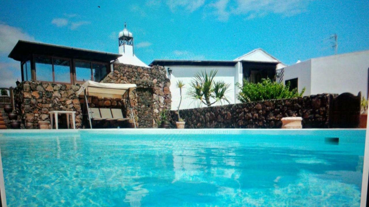 Villa Piscine Jacuzzi Puerto Del Carmen Puerto del Carmen  Dış mekan fotoğraf